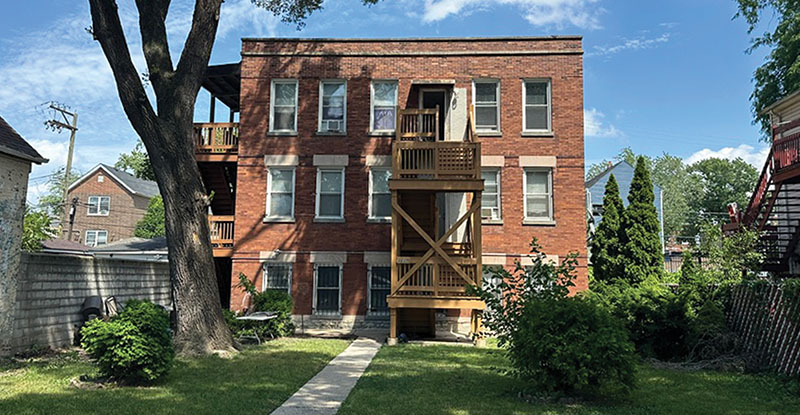 Essex Three-Twelve Brokers Sale of 5-Unit Apartment Building in Little Village