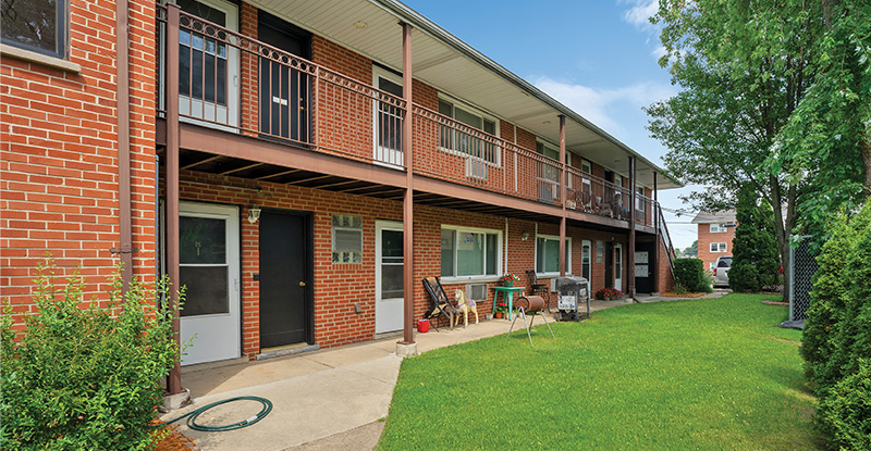 Essex 312 Lists 8-Unit Suburban Property Convenient to Downtown Chicago