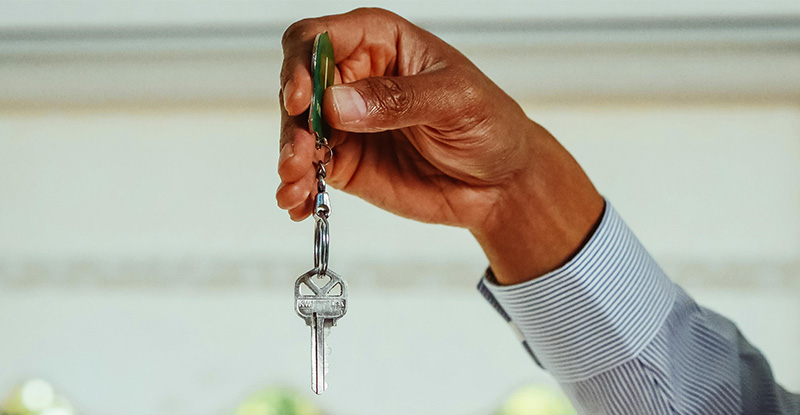 Knowing When to Sell & Planning Your Exit: A Practical Guide for Chicago Small Multifamily Owners (2026)