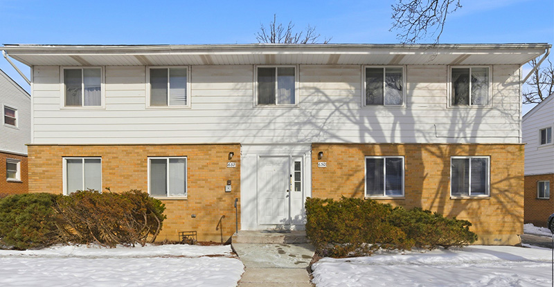 Essex 312 Lists 5- Unit Multifamily Property in Sought-After Vernon Hills